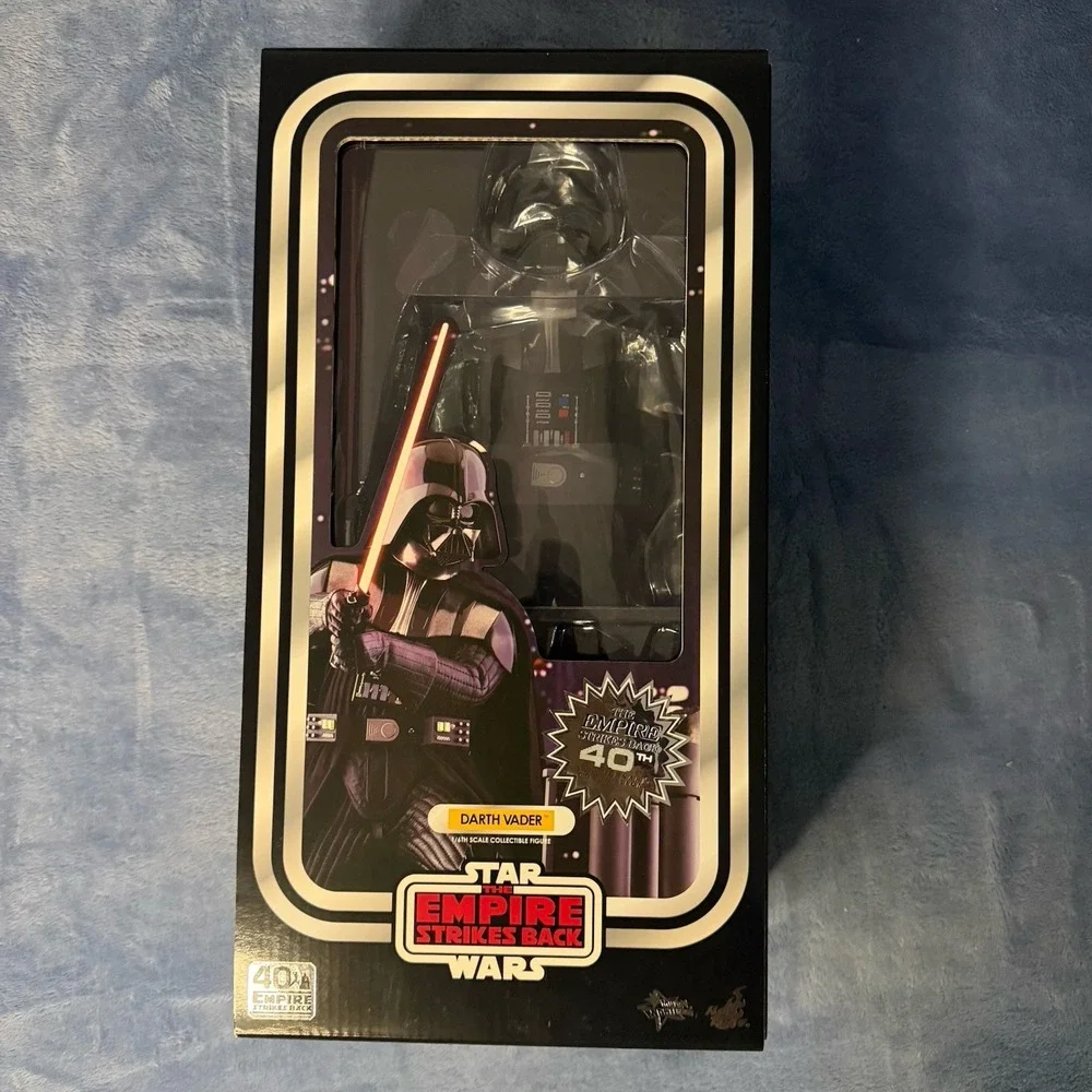 Hot Toys Star Wars: The‎ Empire Strikes Back 40th Anniv. - Darth Vader. SEALED